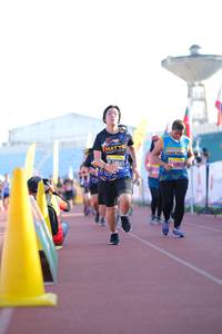 BIB: 281
                            <button type="button" onclick="openModal(3611403)" class="btn btn-primary btn-sm float-right btn-popup" data-toggle="modal" data-target=".modal-high-quality">
                        <i class="fas fa-shopping-cart"></i> Add to Cart
                    </button>
                                            <button type="button" onclick="isThisMe(3611403, true)" class="btn btn-success btn-sm float-right btn-popup btn-isme hidden" data-toggle="tooltip" data-placement="bottom" title="นี่คือรูปของคุณใช่ไหม คลิกที่นี่เพื่อเอาเข้าอัลบั้ม">
                        <i class="fas fa-plus"></i> Add to album
                    </button>
                    <button type="button" onclick="isThisMe(3611403, false)" class="btn btn-warning btn-sm float-right btn-popup btn-isnotme hidden">
                        <i class="fas fa-ban"></i> Remove from album
                    </button>