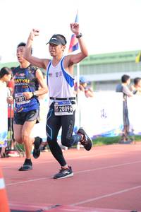 BIB: 20096
                            <button type="button" onclick="openModal(3603943)" class="btn btn-primary btn-sm float-right btn-popup" data-toggle="modal" data-target=".modal-high-quality">
                        <i class="fas fa-shopping-cart"></i> Add to Cart
                    </button>
                                            <button type="button" onclick="isThisMe(3603943, true)" class="btn btn-success btn-sm float-right btn-popup btn-isme hidden" data-toggle="tooltip" data-placement="bottom" title="นี่คือรูปของคุณใช่ไหม คลิกที่นี่เพื่อเอาเข้าอัลบั้ม">
                        <i class="fas fa-plus"></i> Add to album
                    </button>
                    <button type="button" onclick="isThisMe(3603943, false)" class="btn btn-warning btn-sm float-right btn-popup btn-isnotme hidden">
                        <i class="fas fa-ban"></i> Remove from album
                    </button>