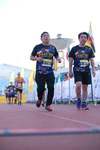 BIB: 10195
                            <button type="button" onclick="openModal(3594945)" class="btn btn-primary btn-sm float-right btn-popup" data-toggle="modal" data-target=".modal-high-quality">
                        <i class="fas fa-shopping-cart"></i> Add to Cart
                    </button>
                                            <button type="button" onclick="isThisMe(3594945, true)" class="btn btn-success btn-sm float-right btn-popup btn-isme hidden" data-toggle="tooltip" data-placement="bottom" title="นี่คือรูปของคุณใช่ไหม คลิกที่นี่เพื่อเอาเข้าอัลบั้ม">
                        <i class="fas fa-plus"></i> Add to album
                    </button>
                    <button type="button" onclick="isThisMe(3594945, false)" class="btn btn-warning btn-sm float-right btn-popup btn-isnotme hidden">
                        <i class="fas fa-ban"></i> Remove from album
                    </button>