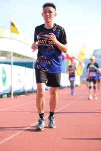 BIB: 201
                            <button type="button" onclick="openModal(3616987)" class="btn btn-primary btn-sm float-right btn-popup" data-toggle="modal" data-target=".modal-high-quality">
                        <i class="fas fa-shopping-cart"></i> Add to Cart
                    </button>
                                            <button type="button" onclick="isThisMe(3616987, true)" class="btn btn-success btn-sm float-right btn-popup btn-isme hidden" data-toggle="tooltip" data-placement="bottom" title="นี่คือรูปของคุณใช่ไหม คลิกที่นี่เพื่อเอาเข้าอัลบั้ม">
                        <i class="fas fa-plus"></i> Add to album
                    </button>
                    <button type="button" onclick="isThisMe(3616987, false)" class="btn btn-warning btn-sm float-right btn-popup btn-isnotme hidden">
                        <i class="fas fa-ban"></i> Remove from album
                    </button>