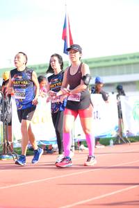 BIB: 1517
                            <button type="button" onclick="openModal(3614804)" class="btn btn-primary btn-sm float-right btn-popup" data-toggle="modal" data-target=".modal-high-quality">
                        <i class="fas fa-shopping-cart"></i> Add to Cart
                    </button>
                                            <button type="button" onclick="isThisMe(3614804, true)" class="btn btn-success btn-sm float-right btn-popup btn-isme hidden" data-toggle="tooltip" data-placement="bottom" title="นี่คือรูปของคุณใช่ไหม คลิกที่นี่เพื่อเอาเข้าอัลบั้ม">
                        <i class="fas fa-plus"></i> Add to album
                    </button>
                    <button type="button" onclick="isThisMe(3614804, false)" class="btn btn-warning btn-sm float-right btn-popup btn-isnotme hidden">
                        <i class="fas fa-ban"></i> Remove from album
                    </button>