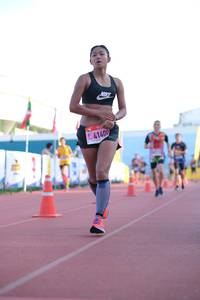 BIB: 4140
                            <button type="button" onclick="openModal(3596986)" class="btn btn-primary btn-sm float-right btn-popup" data-toggle="modal" data-target=".modal-high-quality">
                        <i class="fas fa-shopping-cart"></i> Add to Cart
                    </button>
                                            <button type="button" onclick="isThisMe(3596986, true)" class="btn btn-success btn-sm float-right btn-popup btn-isme hidden" data-toggle="tooltip" data-placement="bottom" title="นี่คือรูปของคุณใช่ไหม คลิกที่นี่เพื่อเอาเข้าอัลบั้ม">
                        <i class="fas fa-plus"></i> Add to album
                    </button>
                    <button type="button" onclick="isThisMe(3596986, false)" class="btn btn-warning btn-sm float-right btn-popup btn-isnotme hidden">
                        <i class="fas fa-ban"></i> Remove from album
                    </button>