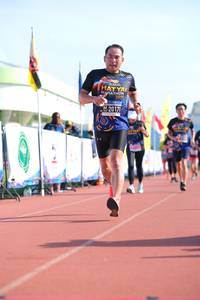 BIB: 201, 20171
                            <button type="button" onclick="openModal(3621136)" class="btn btn-primary btn-sm float-right btn-popup" data-toggle="modal" data-target=".modal-high-quality">
                        <i class="fas fa-shopping-cart"></i> Add to Cart
                    </button>
                                            <button type="button" onclick="isThisMe(3621136, true)" class="btn btn-success btn-sm float-right btn-popup btn-isme hidden" data-toggle="tooltip" data-placement="bottom" title="นี่คือรูปของคุณใช่ไหม คลิกที่นี่เพื่อเอาเข้าอัลบั้ม">
                        <i class="fas fa-plus"></i> Add to album
                    </button>
                    <button type="button" onclick="isThisMe(3621136, false)" class="btn btn-warning btn-sm float-right btn-popup btn-isnotme hidden">
                        <i class="fas fa-ban"></i> Remove from album
                    </button>