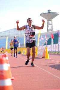 BIB: 40721
                            <button type="button" onclick="openModal(3616911)" class="btn btn-primary btn-sm float-right btn-popup" data-toggle="modal" data-target=".modal-high-quality">
                        <i class="fas fa-shopping-cart"></i> Add to Cart
                    </button>
                                            <button type="button" onclick="isThisMe(3616911, true)" class="btn btn-success btn-sm float-right btn-popup btn-isme hidden" data-toggle="tooltip" data-placement="bottom" title="นี่คือรูปของคุณใช่ไหม คลิกที่นี่เพื่อเอาเข้าอัลบั้ม">
                        <i class="fas fa-plus"></i> Add to album
                    </button>
                    <button type="button" onclick="isThisMe(3616911, false)" class="btn btn-warning btn-sm float-right btn-popup btn-isnotme hidden">
                        <i class="fas fa-ban"></i> Remove from album
                    </button>