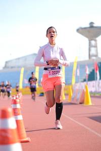 BIB: 22209
                            <button type="button" onclick="openModal(3616640)" class="btn btn-primary btn-sm float-right btn-popup" data-toggle="modal" data-target=".modal-high-quality">
                        <i class="fas fa-shopping-cart"></i> Add to Cart
                    </button>
                                            <button type="button" onclick="isThisMe(3616640, true)" class="btn btn-success btn-sm float-right btn-popup btn-isme hidden" data-toggle="tooltip" data-placement="bottom" title="นี่คือรูปของคุณใช่ไหม คลิกที่นี่เพื่อเอาเข้าอัลบั้ม">
                        <i class="fas fa-plus"></i> Add to album
                    </button>
                    <button type="button" onclick="isThisMe(3616640, false)" class="btn btn-warning btn-sm float-right btn-popup btn-isnotme hidden">
                        <i class="fas fa-ban"></i> Remove from album
                    </button>