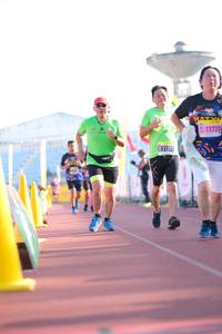 BIB: 11720
                            <button type="button" onclick="openModal(3613216)" class="btn btn-primary btn-sm float-right btn-popup" data-toggle="modal" data-target=".modal-high-quality">
                        <i class="fas fa-shopping-cart"></i> Add to Cart
                    </button>
                                            <button type="button" onclick="isThisMe(3613216, true)" class="btn btn-success btn-sm float-right btn-popup btn-isme hidden" data-toggle="tooltip" data-placement="bottom" title="นี่คือรูปของคุณใช่ไหม คลิกที่นี่เพื่อเอาเข้าอัลบั้ม">
                        <i class="fas fa-plus"></i> Add to album
                    </button>
                    <button type="button" onclick="isThisMe(3613216, false)" class="btn btn-warning btn-sm float-right btn-popup btn-isnotme hidden">
                        <i class="fas fa-ban"></i> Remove from album
                    </button>