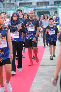 BIB: 041739, 041511
                            <button type="button" onclick="openModal(3590409)" class="btn btn-primary btn-sm float-right btn-popup" data-toggle="modal" data-target=".modal-high-quality">
                        <i class="fas fa-shopping-cart"></i> Add to Cart
                    </button>
                                            <button type="button" onclick="isThisMe(3590409, true)" class="btn btn-success btn-sm float-right btn-popup btn-isme hidden" data-toggle="tooltip" data-placement="bottom" title="นี่คือรูปของคุณใช่ไหม คลิกที่นี่เพื่อเอาเข้าอัลบั้ม">
                        <i class="fas fa-plus"></i> Add to album
                    </button>
                    <button type="button" onclick="isThisMe(3590409, false)" class="btn btn-warning btn-sm float-right btn-popup btn-isnotme hidden">
                        <i class="fas fa-ban"></i> Remove from album
                    </button>