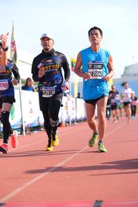 BIB: 22682, 0047, 1765, 20130
                            <button type="button" onclick="openModal(3616626)" class="btn btn-primary btn-sm float-right btn-popup" data-toggle="modal" data-target=".modal-high-quality">
                        <i class="fas fa-shopping-cart"></i> Add to Cart
                    </button>
                                            <button type="button" onclick="isThisMe(3616626, true)" class="btn btn-success btn-sm float-right btn-popup btn-isme hidden" data-toggle="tooltip" data-placement="bottom" title="นี่คือรูปของคุณใช่ไหม คลิกที่นี่เพื่อเอาเข้าอัลบั้ม">
                        <i class="fas fa-plus"></i> Add to album
                    </button>
                    <button type="button" onclick="isThisMe(3616626, false)" class="btn btn-warning btn-sm float-right btn-popup btn-isnotme hidden">
                        <i class="fas fa-ban"></i> Remove from album
                    </button>