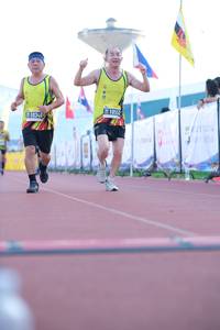 BIB: 10552, 810348
                            <button type="button" onclick="openModal(3591450)" class="btn btn-primary btn-sm float-right btn-popup" data-toggle="modal" data-target=".modal-high-quality">
                        <i class="fas fa-shopping-cart"></i> Add to Cart
                    </button>
                                            <button type="button" onclick="isThisMe(3591450, true)" class="btn btn-success btn-sm float-right btn-popup btn-isme hidden" data-toggle="tooltip" data-placement="bottom" title="นี่คือรูปของคุณใช่ไหม คลิกที่นี่เพื่อเอาเข้าอัลบั้ม">
                        <i class="fas fa-plus"></i> Add to album
                    </button>
                    <button type="button" onclick="isThisMe(3591450, false)" class="btn btn-warning btn-sm float-right btn-popup btn-isnotme hidden">
                        <i class="fas fa-ban"></i> Remove from album
                    </button>