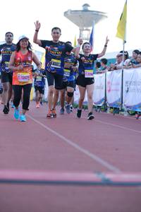 BIB: 12629
                            <button type="button" onclick="openModal(3597589)" class="btn btn-primary btn-sm float-right btn-popup" data-toggle="modal" data-target=".modal-high-quality">
                        <i class="fas fa-shopping-cart"></i> Add to Cart
                    </button>
                                            <button type="button" onclick="isThisMe(3597589, true)" class="btn btn-success btn-sm float-right btn-popup btn-isme hidden" data-toggle="tooltip" data-placement="bottom" title="นี่คือรูปของคุณใช่ไหม คลิกที่นี่เพื่อเอาเข้าอัลบั้ม">
                        <i class="fas fa-plus"></i> Add to album
                    </button>
                    <button type="button" onclick="isThisMe(3597589, false)" class="btn btn-warning btn-sm float-right btn-popup btn-isnotme hidden">
                        <i class="fas fa-ban"></i> Remove from album
                    </button>