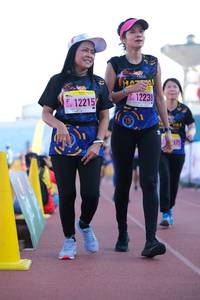 BIB: 12238, 12215, 175
                            <button type="button" onclick="openModal(3603566)" class="btn btn-primary btn-sm float-right btn-popup" data-toggle="modal" data-target=".modal-high-quality">
                        <i class="fas fa-shopping-cart"></i> Add to Cart
                    </button>
                                            <button type="button" onclick="isThisMe(3603566, true)" class="btn btn-success btn-sm float-right btn-popup btn-isme hidden" data-toggle="tooltip" data-placement="bottom" title="นี่คือรูปของคุณใช่ไหม คลิกที่นี่เพื่อเอาเข้าอัลบั้ม">
                        <i class="fas fa-plus"></i> Add to album
                    </button>
                    <button type="button" onclick="isThisMe(3603566, false)" class="btn btn-warning btn-sm float-right btn-popup btn-isnotme hidden">
                        <i class="fas fa-ban"></i> Remove from album
                    </button>