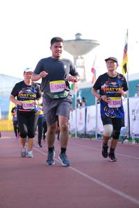 BIB: 12432, 12600, 1193
                            <button type="button" onclick="openModal(3611523)" class="btn btn-primary btn-sm float-right btn-popup" data-toggle="modal" data-target=".modal-high-quality">
                        <i class="fas fa-shopping-cart"></i> Add to Cart
                    </button>
                                            <button type="button" onclick="isThisMe(3611523, true)" class="btn btn-success btn-sm float-right btn-popup btn-isme hidden" data-toggle="tooltip" data-placement="bottom" title="นี่คือรูปของคุณใช่ไหม คลิกที่นี่เพื่อเอาเข้าอัลบั้ม">
                        <i class="fas fa-plus"></i> Add to album
                    </button>
                    <button type="button" onclick="isThisMe(3611523, false)" class="btn btn-warning btn-sm float-right btn-popup btn-isnotme hidden">
                        <i class="fas fa-ban"></i> Remove from album
                    </button>