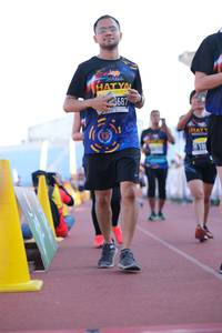 BIB: 687
                            <button type="button" onclick="openModal(3603814)" class="btn btn-primary btn-sm float-right btn-popup" data-toggle="modal" data-target=".modal-high-quality">
                        <i class="fas fa-shopping-cart"></i> Add to Cart
                    </button>
                                            <button type="button" onclick="isThisMe(3603814, true)" class="btn btn-success btn-sm float-right btn-popup btn-isme hidden" data-toggle="tooltip" data-placement="bottom" title="นี่คือรูปของคุณใช่ไหม คลิกที่นี่เพื่อเอาเข้าอัลบั้ม">
                        <i class="fas fa-plus"></i> Add to album
                    </button>
                    <button type="button" onclick="isThisMe(3603814, false)" class="btn btn-warning btn-sm float-right btn-popup btn-isnotme hidden">
                        <i class="fas fa-ban"></i> Remove from album
                    </button>