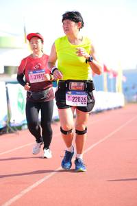 BIB: 2181, 22026
                            <button type="button" onclick="openModal(3616291)" class="btn btn-primary btn-sm float-right btn-popup" data-toggle="modal" data-target=".modal-high-quality">
                        <i class="fas fa-shopping-cart"></i> Add to Cart
                    </button>
                                            <button type="button" onclick="isThisMe(3616291, true)" class="btn btn-success btn-sm float-right btn-popup btn-isme hidden" data-toggle="tooltip" data-placement="bottom" title="นี่คือรูปของคุณใช่ไหม คลิกที่นี่เพื่อเอาเข้าอัลบั้ม">
                        <i class="fas fa-plus"></i> Add to album
                    </button>
                    <button type="button" onclick="isThisMe(3616291, false)" class="btn btn-warning btn-sm float-right btn-popup btn-isnotme hidden">
                        <i class="fas fa-ban"></i> Remove from album
                    </button>