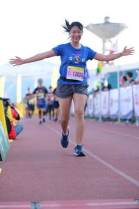 BIB: 12824
                            <button type="button" onclick="openModal(3601594)" class="btn btn-primary btn-sm float-right btn-popup" data-toggle="modal" data-target=".modal-high-quality">
                        <i class="fas fa-shopping-cart"></i> Add to Cart
                    </button>
                                            <button type="button" onclick="isThisMe(3601594, true)" class="btn btn-success btn-sm float-right btn-popup btn-isme hidden" data-toggle="tooltip" data-placement="bottom" title="นี่คือรูปของคุณใช่ไหม คลิกที่นี่เพื่อเอาเข้าอัลบั้ม">
                        <i class="fas fa-plus"></i> Add to album
                    </button>
                    <button type="button" onclick="isThisMe(3601594, false)" class="btn btn-warning btn-sm float-right btn-popup btn-isnotme hidden">
                        <i class="fas fa-ban"></i> Remove from album
                    </button>