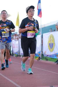 BIB: 10592, 1209
                            <button type="button" onclick="openModal(3603524)" class="btn btn-primary btn-sm float-right btn-popup" data-toggle="modal" data-target=".modal-high-quality">
                        <i class="fas fa-shopping-cart"></i> Add to Cart
                    </button>
                                            <button type="button" onclick="isThisMe(3603524, true)" class="btn btn-success btn-sm float-right btn-popup btn-isme hidden" data-toggle="tooltip" data-placement="bottom" title="นี่คือรูปของคุณใช่ไหม คลิกที่นี่เพื่อเอาเข้าอัลบั้ม">
                        <i class="fas fa-plus"></i> Add to album
                    </button>
                    <button type="button" onclick="isThisMe(3603524, false)" class="btn btn-warning btn-sm float-right btn-popup btn-isnotme hidden">
                        <i class="fas fa-ban"></i> Remove from album
                    </button>