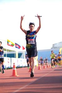 BIB: 40610
                            <button type="button" onclick="openModal(3613093)" class="btn btn-primary btn-sm float-right btn-popup" data-toggle="modal" data-target=".modal-high-quality">
                        <i class="fas fa-shopping-cart"></i> Add to Cart
                    </button>
                                            <button type="button" onclick="isThisMe(3613093, true)" class="btn btn-success btn-sm float-right btn-popup btn-isme hidden" data-toggle="tooltip" data-placement="bottom" title="นี่คือรูปของคุณใช่ไหม คลิกที่นี่เพื่อเอาเข้าอัลบั้ม">
                        <i class="fas fa-plus"></i> Add to album
                    </button>
                    <button type="button" onclick="isThisMe(3613093, false)" class="btn btn-warning btn-sm float-right btn-popup btn-isnotme hidden">
                        <i class="fas fa-ban"></i> Remove from album
                    </button>