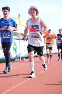 BIB: 20250
                            <button type="button" onclick="openModal(3626185)" class="btn btn-primary btn-sm float-right btn-popup" data-toggle="modal" data-target=".modal-high-quality">
                        <i class="fas fa-shopping-cart"></i> Add to Cart
                    </button>
                                            <button type="button" onclick="isThisMe(3626185, true)" class="btn btn-success btn-sm float-right btn-popup btn-isme hidden" data-toggle="tooltip" data-placement="bottom" title="นี่คือรูปของคุณใช่ไหม คลิกที่นี่เพื่อเอาเข้าอัลบั้ม">
                        <i class="fas fa-plus"></i> Add to album
                    </button>
                    <button type="button" onclick="isThisMe(3626185, false)" class="btn btn-warning btn-sm float-right btn-popup btn-isnotme hidden">
                        <i class="fas fa-ban"></i> Remove from album
                    </button>