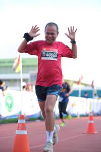 BIB: 40668
                            <button type="button" onclick="openModal(3600353)" class="btn btn-primary btn-sm float-right btn-popup" data-toggle="modal" data-target=".modal-high-quality">
                        <i class="fas fa-shopping-cart"></i> Add to Cart
                    </button>
                                            <button type="button" onclick="isThisMe(3600353, true)" class="btn btn-success btn-sm float-right btn-popup btn-isme hidden" data-toggle="tooltip" data-placement="bottom" title="นี่คือรูปของคุณใช่ไหม คลิกที่นี่เพื่อเอาเข้าอัลบั้ม">
                        <i class="fas fa-plus"></i> Add to album
                    </button>
                    <button type="button" onclick="isThisMe(3600353, false)" class="btn btn-warning btn-sm float-right btn-popup btn-isnotme hidden">
                        <i class="fas fa-ban"></i> Remove from album
                    </button>