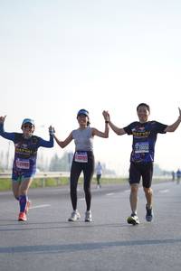 BIB: 21985, 22151, 20050
                            <button type="button" onclick="openModal(3714756)" class="btn btn-primary btn-sm float-right btn-popup" data-toggle="modal" data-target=".modal-high-quality">
                        <i class="fas fa-shopping-cart"></i> Add to Cart
                    </button>
                                            <button type="button" onclick="isThisMe(3714756, true)" class="btn btn-success btn-sm float-right btn-popup btn-isme hidden" data-toggle="tooltip" data-placement="bottom" title="นี่คือรูปของคุณใช่ไหม คลิกที่นี่เพื่อเอาเข้าอัลบั้ม">
                        <i class="fas fa-plus"></i> Add to album
                    </button>
                    <button type="button" onclick="isThisMe(3714756, false)" class="btn btn-warning btn-sm float-right btn-popup btn-isnotme hidden">
                        <i class="fas fa-ban"></i> Remove from album
                    </button>