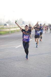 BIB: 21838
                            <button type="button" onclick="openModal(3712564)" class="btn btn-primary btn-sm float-right btn-popup" data-toggle="modal" data-target=".modal-high-quality">
                        <i class="fas fa-shopping-cart"></i> Add to Cart
                    </button>
                                            <button type="button" onclick="isThisMe(3712564, true)" class="btn btn-success btn-sm float-right btn-popup btn-isme hidden" data-toggle="tooltip" data-placement="bottom" title="นี่คือรูปของคุณใช่ไหม คลิกที่นี่เพื่อเอาเข้าอัลบั้ม">
                        <i class="fas fa-plus"></i> Add to album
                    </button>
                    <button type="button" onclick="isThisMe(3712564, false)" class="btn btn-warning btn-sm float-right btn-popup btn-isnotme hidden">
                        <i class="fas fa-ban"></i> Remove from album
                    </button>