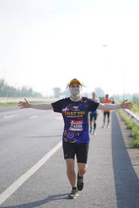 BIB: 40006
                            <button type="button" onclick="openModal(3715395)" class="btn btn-primary btn-sm float-right btn-popup" data-toggle="modal" data-target=".modal-high-quality">
                        <i class="fas fa-shopping-cart"></i> Add to Cart
                    </button>
                                            <button type="button" onclick="isThisMe(3715395, true)" class="btn btn-success btn-sm float-right btn-popup btn-isme hidden" data-toggle="tooltip" data-placement="bottom" title="นี่คือรูปของคุณใช่ไหม คลิกที่นี่เพื่อเอาเข้าอัลบั้ม">
                        <i class="fas fa-plus"></i> Add to album
                    </button>
                    <button type="button" onclick="isThisMe(3715395, false)" class="btn btn-warning btn-sm float-right btn-popup btn-isnotme hidden">
                        <i class="fas fa-ban"></i> Remove from album
                    </button>