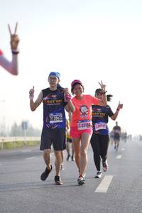 BIB: 20633, 22110
                            <button type="button" onclick="openModal(3713392)" class="btn btn-primary btn-sm float-right btn-popup" data-toggle="modal" data-target=".modal-high-quality">
                        <i class="fas fa-shopping-cart"></i> Add to Cart
                    </button>
                                            <button type="button" onclick="isThisMe(3713392, true)" class="btn btn-success btn-sm float-right btn-popup btn-isme hidden" data-toggle="tooltip" data-placement="bottom" title="นี่คือรูปของคุณใช่ไหม คลิกที่นี่เพื่อเอาเข้าอัลบั้ม">
                        <i class="fas fa-plus"></i> Add to album
                    </button>
                    <button type="button" onclick="isThisMe(3713392, false)" class="btn btn-warning btn-sm float-right btn-popup btn-isnotme hidden">
                        <i class="fas fa-ban"></i> Remove from album
                    </button>