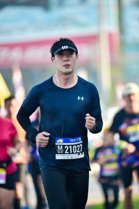 BIB: 2102
                            <button type="button" onclick="openModal(3807607)" class="btn btn-primary btn-sm float-right btn-popup" data-toggle="modal" data-target=".modal-high-quality">
                        <i class="fas fa-shopping-cart"></i> Add to Cart
                    </button>
                                            <button type="button" onclick="isThisMe(3807607, true)" class="btn btn-success btn-sm float-right btn-popup btn-isme hidden" data-toggle="tooltip" data-placement="bottom" title="นี่คือรูปของคุณใช่ไหม คลิกที่นี่เพื่อเอาเข้าอัลบั้ม">
                        <i class="fas fa-plus"></i> Add to album
                    </button>
                    <button type="button" onclick="isThisMe(3807607, false)" class="btn btn-warning btn-sm float-right btn-popup btn-isnotme hidden">
                        <i class="fas fa-ban"></i> Remove from album
                    </button>