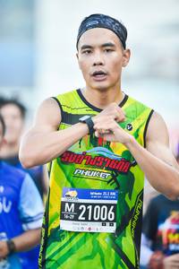 BIB: 2100
                            <button type="button" onclick="openModal(3804881)" class="btn btn-primary btn-sm float-right btn-popup" data-toggle="modal" data-target=".modal-high-quality">
                        <i class="fas fa-shopping-cart"></i> Add to Cart
                    </button>
                                            <button type="button" onclick="isThisMe(3804881, true)" class="btn btn-success btn-sm float-right btn-popup btn-isme hidden" data-toggle="tooltip" data-placement="bottom" title="นี่คือรูปของคุณใช่ไหม คลิกที่นี่เพื่อเอาเข้าอัลบั้ม">
                        <i class="fas fa-plus"></i> Add to album
                    </button>
                    <button type="button" onclick="isThisMe(3804881, false)" class="btn btn-warning btn-sm float-right btn-popup btn-isnotme hidden">
                        <i class="fas fa-ban"></i> Remove from album
                    </button>