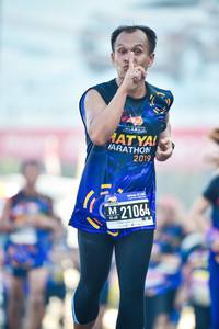 BIB: 2019, 21064
                            <button type="button" onclick="openModal(3808038)" class="btn btn-primary btn-sm float-right btn-popup" data-toggle="modal" data-target=".modal-high-quality">
                        <i class="fas fa-shopping-cart"></i> Add to Cart
                    </button>
                                            <button type="button" onclick="isThisMe(3808038, true)" class="btn btn-success btn-sm float-right btn-popup btn-isme hidden" data-toggle="tooltip" data-placement="bottom" title="นี่คือรูปของคุณใช่ไหม คลิกที่นี่เพื่อเอาเข้าอัลบั้ม">
                        <i class="fas fa-plus"></i> Add to album
                    </button>
                    <button type="button" onclick="isThisMe(3808038, false)" class="btn btn-warning btn-sm float-right btn-popup btn-isnotme hidden">
                        <i class="fas fa-ban"></i> Remove from album
                    </button>