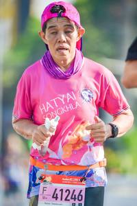 BIB: 42195, 246
                            <button type="button" onclick="openModal(3823216)" class="btn btn-primary btn-sm float-right btn-popup" data-toggle="modal" data-target=".modal-high-quality">
                        <i class="fas fa-shopping-cart"></i> Add to Cart
                    </button>
                                            <button type="button" onclick="isThisMe(3823216, true)" class="btn btn-success btn-sm float-right btn-popup btn-isme hidden" data-toggle="tooltip" data-placement="bottom" title="นี่คือรูปของคุณใช่ไหม คลิกที่นี่เพื่อเอาเข้าอัลบั้ม">
                        <i class="fas fa-plus"></i> Add to album
                    </button>
                    <button type="button" onclick="isThisMe(3823216, false)" class="btn btn-warning btn-sm float-right btn-popup btn-isnotme hidden">
                        <i class="fas fa-ban"></i> Remove from album
                    </button>