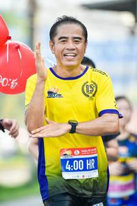 BIB: 42115, 400
                            <button type="button" onclick="openModal(3806872)" class="btn btn-primary btn-sm float-right btn-popup" data-toggle="modal" data-target=".modal-high-quality">
                        <i class="fas fa-shopping-cart"></i> Add to Cart
                    </button>
                                            <button type="button" onclick="isThisMe(3806872, true)" class="btn btn-success btn-sm float-right btn-popup btn-isme hidden" data-toggle="tooltip" data-placement="bottom" title="นี่คือรูปของคุณใช่ไหม คลิกที่นี่เพื่อเอาเข้าอัลบั้ม">
                        <i class="fas fa-plus"></i> Add to album
                    </button>
                    <button type="button" onclick="isThisMe(3806872, false)" class="btn btn-warning btn-sm float-right btn-popup btn-isnotme hidden">
                        <i class="fas fa-ban"></i> Remove from album
                    </button>