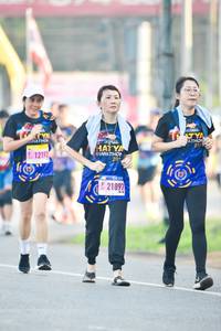 BIB: 201, 12193, 2189
                            <button type="button" onclick="openModal(3805740)" class="btn btn-primary btn-sm float-right btn-popup" data-toggle="modal" data-target=".modal-high-quality">
                        <i class="fas fa-shopping-cart"></i> Add to Cart
                    </button>
                                            <button type="button" onclick="isThisMe(3805740, true)" class="btn btn-success btn-sm float-right btn-popup btn-isme hidden" data-toggle="tooltip" data-placement="bottom" title="นี่คือรูปของคุณใช่ไหม คลิกที่นี่เพื่อเอาเข้าอัลบั้ม">
                        <i class="fas fa-plus"></i> Add to album
                    </button>
                    <button type="button" onclick="isThisMe(3805740, false)" class="btn btn-warning btn-sm float-right btn-popup btn-isnotme hidden">
                        <i class="fas fa-ban"></i> Remove from album
                    </button>