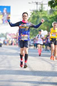 BIB: 201, 40321
                            <button type="button" onclick="openModal(3823614)" class="btn btn-primary btn-sm float-right btn-popup" data-toggle="modal" data-target=".modal-high-quality">
                        <i class="fas fa-shopping-cart"></i> Add to Cart
                    </button>
                                            <button type="button" onclick="isThisMe(3823614, true)" class="btn btn-success btn-sm float-right btn-popup btn-isme hidden" data-toggle="tooltip" data-placement="bottom" title="นี่คือรูปของคุณใช่ไหม คลิกที่นี่เพื่อเอาเข้าอัลบั้ม">
                        <i class="fas fa-plus"></i> Add to album
                    </button>
                    <button type="button" onclick="isThisMe(3823614, false)" class="btn btn-warning btn-sm float-right btn-popup btn-isnotme hidden">
                        <i class="fas fa-ban"></i> Remove from album
                    </button>