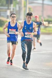 BIB: 410
                            <button type="button" onclick="openModal(3784311)" class="btn btn-primary btn-sm float-right btn-popup" data-toggle="modal" data-target=".modal-high-quality">
                        <i class="fas fa-shopping-cart"></i> Add to Cart
                    </button>
                                            <button type="button" onclick="isThisMe(3784311, true)" class="btn btn-success btn-sm float-right btn-popup btn-isme hidden" data-toggle="tooltip" data-placement="bottom" title="นี่คือรูปของคุณใช่ไหม คลิกที่นี่เพื่อเอาเข้าอัลบั้ม">
                        <i class="fas fa-plus"></i> Add to album
                    </button>
                    <button type="button" onclick="isThisMe(3784311, false)" class="btn btn-warning btn-sm float-right btn-popup btn-isnotme hidden">
                        <i class="fas fa-ban"></i> Remove from album
                    </button>