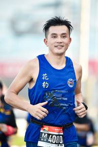 BIB: 40810
                            <button type="button" onclick="openModal(3802677)" class="btn btn-primary btn-sm float-right btn-popup" data-toggle="modal" data-target=".modal-high-quality">
                        <i class="fas fa-shopping-cart"></i> Add to Cart
                    </button>
                                            <button type="button" onclick="isThisMe(3802677, true)" class="btn btn-success btn-sm float-right btn-popup btn-isme hidden" data-toggle="tooltip" data-placement="bottom" title="นี่คือรูปของคุณใช่ไหม คลิกที่นี่เพื่อเอาเข้าอัลบั้ม">
                        <i class="fas fa-plus"></i> Add to album
                    </button>
                    <button type="button" onclick="isThisMe(3802677, false)" class="btn btn-warning btn-sm float-right btn-popup btn-isnotme hidden">
                        <i class="fas fa-ban"></i> Remove from album
                    </button>