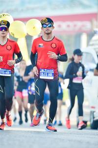 BIB: 215
                            <button type="button" onclick="openModal(3808062)" class="btn btn-primary btn-sm float-right btn-popup" data-toggle="modal" data-target=".modal-high-quality">
                        <i class="fas fa-shopping-cart"></i> Add to Cart
                    </button>
                                            <button type="button" onclick="isThisMe(3808062, true)" class="btn btn-success btn-sm float-right btn-popup btn-isme hidden" data-toggle="tooltip" data-placement="bottom" title="นี่คือรูปของคุณใช่ไหม คลิกที่นี่เพื่อเอาเข้าอัลบั้ม">
                        <i class="fas fa-plus"></i> Add to album
                    </button>
                    <button type="button" onclick="isThisMe(3808062, false)" class="btn btn-warning btn-sm float-right btn-popup btn-isnotme hidden">
                        <i class="fas fa-ban"></i> Remove from album
                    </button>