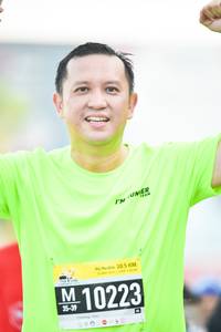 BIB: 105, 10223
                            <button type="button" onclick="openModal(3805084)" class="btn btn-primary btn-sm float-right btn-popup" data-toggle="modal" data-target=".modal-high-quality">
                        <i class="fas fa-shopping-cart"></i> Add to Cart
                    </button>
                                            <button type="button" onclick="isThisMe(3805084, true)" class="btn btn-success btn-sm float-right btn-popup btn-isme hidden" data-toggle="tooltip" data-placement="bottom" title="นี่คือรูปของคุณใช่ไหม คลิกที่นี่เพื่อเอาเข้าอัลบั้ม">
                        <i class="fas fa-plus"></i> Add to album
                    </button>
                    <button type="button" onclick="isThisMe(3805084, false)" class="btn btn-warning btn-sm float-right btn-popup btn-isnotme hidden">
                        <i class="fas fa-ban"></i> Remove from album
                    </button>