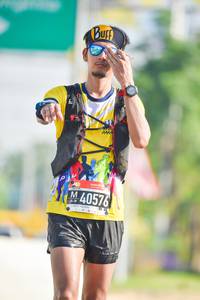 BIB: 405
                            <button type="button" onclick="openModal(3822169)" class="btn btn-primary btn-sm float-right btn-popup" data-toggle="modal" data-target=".modal-high-quality">
                        <i class="fas fa-shopping-cart"></i> Add to Cart
                    </button>
                                            <button type="button" onclick="isThisMe(3822169, true)" class="btn btn-success btn-sm float-right btn-popup btn-isme hidden" data-toggle="tooltip" data-placement="bottom" title="นี่คือรูปของคุณใช่ไหม คลิกที่นี่เพื่อเอาเข้าอัลบั้ม">
                        <i class="fas fa-plus"></i> Add to album
                    </button>
                    <button type="button" onclick="isThisMe(3822169, false)" class="btn btn-warning btn-sm float-right btn-popup btn-isnotme hidden">
                        <i class="fas fa-ban"></i> Remove from album
                    </button>