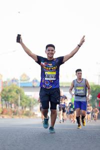 BIB: 10701
                            <button type="button" onclick="openModal(3724038)" class="btn btn-primary btn-sm float-right btn-popup" data-toggle="modal" data-target=".modal-high-quality">
                        <i class="fas fa-shopping-cart"></i> Add to Cart
                    </button>
                                            <button type="button" onclick="isThisMe(3724038, true)" class="btn btn-success btn-sm float-right btn-popup btn-isme hidden" data-toggle="tooltip" data-placement="bottom" title="นี่คือรูปของคุณใช่ไหม คลิกที่นี่เพื่อเอาเข้าอัลบั้ม">
                        <i class="fas fa-plus"></i> Add to album
                    </button>
                    <button type="button" onclick="isThisMe(3724038, false)" class="btn btn-warning btn-sm float-right btn-popup btn-isnotme hidden">
                        <i class="fas fa-ban"></i> Remove from album
                    </button>