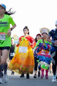 BIB: 2722
                            <button type="button" onclick="openModal(3725512)" class="btn btn-primary btn-sm float-right btn-popup" data-toggle="modal" data-target=".modal-high-quality">
                        <i class="fas fa-shopping-cart"></i> Add to Cart
                    </button>
                                            <button type="button" onclick="isThisMe(3725512, true)" class="btn btn-success btn-sm float-right btn-popup btn-isme hidden" data-toggle="tooltip" data-placement="bottom" title="นี่คือรูปของคุณใช่ไหม คลิกที่นี่เพื่อเอาเข้าอัลบั้ม">
                        <i class="fas fa-plus"></i> Add to album
                    </button>
                    <button type="button" onclick="isThisMe(3725512, false)" class="btn btn-warning btn-sm float-right btn-popup btn-isnotme hidden">
                        <i class="fas fa-ban"></i> Remove from album
                    </button>