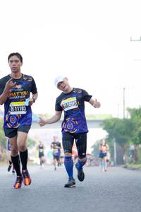 BIB: 11103
                            <button type="button" onclick="openModal(3723805)" class="btn btn-primary btn-sm float-right btn-popup" data-toggle="modal" data-target=".modal-high-quality">
                        <i class="fas fa-shopping-cart"></i> Add to Cart
                    </button>
                                            <button type="button" onclick="isThisMe(3723805, true)" class="btn btn-success btn-sm float-right btn-popup btn-isme hidden" data-toggle="tooltip" data-placement="bottom" title="นี่คือรูปของคุณใช่ไหม คลิกที่นี่เพื่อเอาเข้าอัลบั้ม">
                        <i class="fas fa-plus"></i> Add to album
                    </button>
                    <button type="button" onclick="isThisMe(3723805, false)" class="btn btn-warning btn-sm float-right btn-popup btn-isnotme hidden">
                        <i class="fas fa-ban"></i> Remove from album
                    </button>