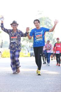 BIB: 40981, 41125
                            <button type="button" onclick="openModal(3769479)" class="btn btn-primary btn-sm float-right btn-popup" data-toggle="modal" data-target=".modal-high-quality">
                        <i class="fas fa-shopping-cart"></i> Add to Cart
                    </button>
                                            <button type="button" onclick="isThisMe(3769479, true)" class="btn btn-success btn-sm float-right btn-popup btn-isme hidden" data-toggle="tooltip" data-placement="bottom" title="นี่คือรูปของคุณใช่ไหม คลิกที่นี่เพื่อเอาเข้าอัลบั้ม">
                        <i class="fas fa-plus"></i> Add to album
                    </button>
                    <button type="button" onclick="isThisMe(3769479, false)" class="btn btn-warning btn-sm float-right btn-popup btn-isnotme hidden">
                        <i class="fas fa-ban"></i> Remove from album
                    </button>