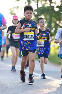 BIB: 10587
                            <button type="button" onclick="openModal(3764073)" class="btn btn-primary btn-sm float-right btn-popup" data-toggle="modal" data-target=".modal-high-quality">
                        <i class="fas fa-shopping-cart"></i> Add to Cart
                    </button>
                                            <button type="button" onclick="isThisMe(3764073, true)" class="btn btn-success btn-sm float-right btn-popup btn-isme hidden" data-toggle="tooltip" data-placement="bottom" title="นี่คือรูปของคุณใช่ไหม คลิกที่นี่เพื่อเอาเข้าอัลบั้ม">
                        <i class="fas fa-plus"></i> Add to album
                    </button>
                    <button type="button" onclick="isThisMe(3764073, false)" class="btn btn-warning btn-sm float-right btn-popup btn-isnotme hidden">
                        <i class="fas fa-ban"></i> Remove from album
                    </button>