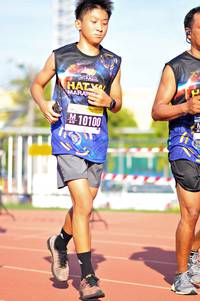 BIB: 10100
                            <button type="button" onclick="openModal(3590663)" class="btn btn-primary btn-sm float-right btn-popup" data-toggle="modal" data-target=".modal-high-quality">
                        <i class="fas fa-shopping-cart"></i> Add to Cart
                    </button>
                                            <button type="button" onclick="isThisMe(3590663, true)" class="btn btn-success btn-sm float-right btn-popup btn-isme hidden" data-toggle="tooltip" data-placement="bottom" title="นี่คือรูปของคุณใช่ไหม คลิกที่นี่เพื่อเอาเข้าอัลบั้ม">
                        <i class="fas fa-plus"></i> Add to album
                    </button>
                    <button type="button" onclick="isThisMe(3590663, false)" class="btn btn-warning btn-sm float-right btn-popup btn-isnotme hidden">
                        <i class="fas fa-ban"></i> Remove from album
                    </button>