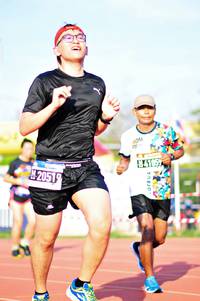 BIB: 
                            <button type="button" onclick="openModal(3589156)" class="btn btn-primary btn-sm float-right btn-popup" data-toggle="modal" data-target=".modal-high-quality">
                        <i class="fas fa-shopping-cart"></i> Add to Cart
                    </button>
                                            <button type="button" onclick="isThisMe(3589156, true)" class="btn btn-success btn-sm float-right btn-popup btn-isme hidden" data-toggle="tooltip" data-placement="bottom" title="นี่คือรูปของคุณใช่ไหม คลิกที่นี่เพื่อเอาเข้าอัลบั้ม">
                        <i class="fas fa-plus"></i> Add to album
                    </button>
                    <button type="button" onclick="isThisMe(3589156, false)" class="btn btn-warning btn-sm float-right btn-popup btn-isnotme hidden">
                        <i class="fas fa-ban"></i> Remove from album
                    </button>