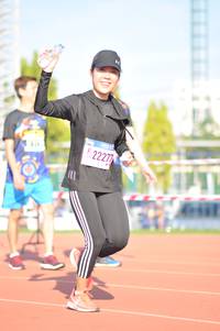 BIB: 22277
                            <button type="button" onclick="openModal(3770334)" class="btn btn-primary btn-sm float-right btn-popup" data-toggle="modal" data-target=".modal-high-quality">
                        <i class="fas fa-shopping-cart"></i> Add to Cart
                    </button>
                                            <button type="button" onclick="isThisMe(3770334, true)" class="btn btn-success btn-sm float-right btn-popup btn-isme hidden" data-toggle="tooltip" data-placement="bottom" title="นี่คือรูปของคุณใช่ไหม คลิกที่นี่เพื่อเอาเข้าอัลบั้ม">
                        <i class="fas fa-plus"></i> Add to album
                    </button>
                    <button type="button" onclick="isThisMe(3770334, false)" class="btn btn-warning btn-sm float-right btn-popup btn-isnotme hidden">
                        <i class="fas fa-ban"></i> Remove from album
                    </button>