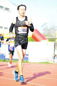 BIB: 1131
                            <button type="button" onclick="openModal(3588653)" class="btn btn-primary btn-sm float-right btn-popup" data-toggle="modal" data-target=".modal-high-quality">
                        <i class="fas fa-shopping-cart"></i> Add to Cart
                    </button>
                                            <button type="button" onclick="isThisMe(3588653, true)" class="btn btn-success btn-sm float-right btn-popup btn-isme hidden" data-toggle="tooltip" data-placement="bottom" title="นี่คือรูปของคุณใช่ไหม คลิกที่นี่เพื่อเอาเข้าอัลบั้ม">
                        <i class="fas fa-plus"></i> Add to album
                    </button>
                    <button type="button" onclick="isThisMe(3588653, false)" class="btn btn-warning btn-sm float-right btn-popup btn-isnotme hidden">
                        <i class="fas fa-ban"></i> Remove from album
                    </button>