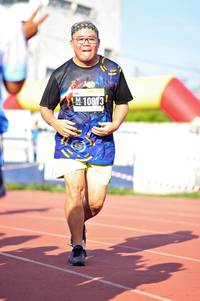 BIB: 
                            <button type="button" onclick="openModal(3590188)" class="btn btn-primary btn-sm float-right btn-popup" data-toggle="modal" data-target=".modal-high-quality">
                        <i class="fas fa-shopping-cart"></i> Add to Cart
                    </button>
                                            <button type="button" onclick="isThisMe(3590188, true)" class="btn btn-success btn-sm float-right btn-popup btn-isme hidden" data-toggle="tooltip" data-placement="bottom" title="นี่คือรูปของคุณใช่ไหม คลิกที่นี่เพื่อเอาเข้าอัลบั้ม">
                        <i class="fas fa-plus"></i> Add to album
                    </button>
                    <button type="button" onclick="isThisMe(3590188, false)" class="btn btn-warning btn-sm float-right btn-popup btn-isnotme hidden">
                        <i class="fas fa-ban"></i> Remove from album
                    </button>