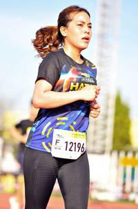 BIB: 105, 12196
                            <button type="button" onclick="openModal(3589485)" class="btn btn-primary btn-sm float-right btn-popup" data-toggle="modal" data-target=".modal-high-quality">
                        <i class="fas fa-shopping-cart"></i> Add to Cart
                    </button>
                                            <button type="button" onclick="isThisMe(3589485, true)" class="btn btn-success btn-sm float-right btn-popup btn-isme hidden" data-toggle="tooltip" data-placement="bottom" title="นี่คือรูปของคุณใช่ไหม คลิกที่นี่เพื่อเอาเข้าอัลบั้ม">
                        <i class="fas fa-plus"></i> Add to album
                    </button>
                    <button type="button" onclick="isThisMe(3589485, false)" class="btn btn-warning btn-sm float-right btn-popup btn-isnotme hidden">
                        <i class="fas fa-ban"></i> Remove from album
                    </button>